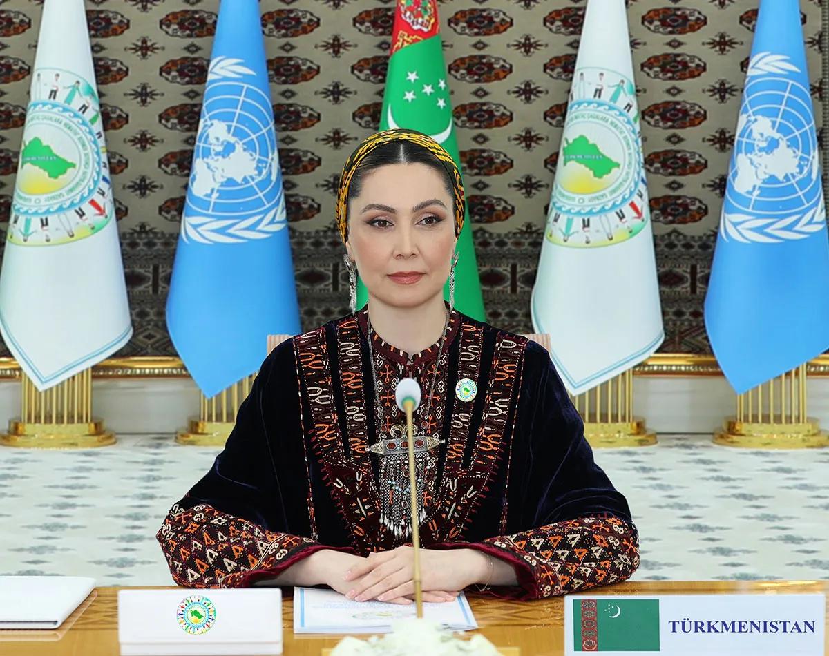 Огулджахан Атабаева дала интервью телеканалу «Аль-Арабия»