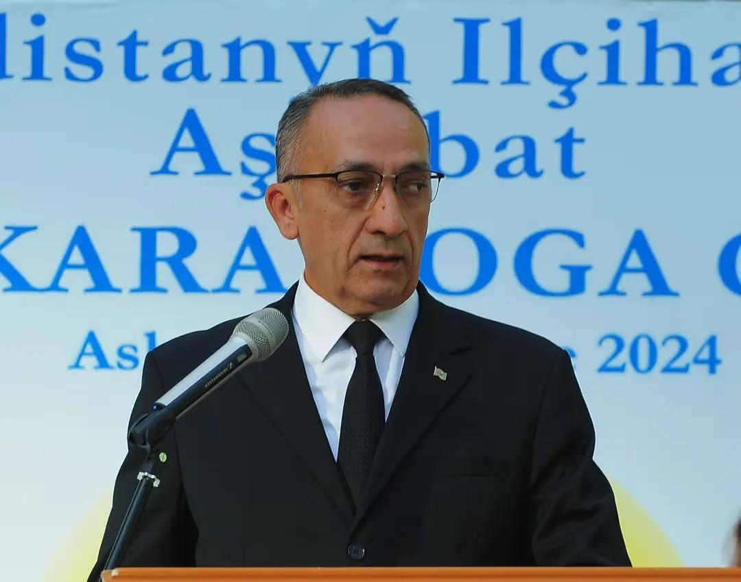 Глава Туркменистана освободил Мырата Маммедова от должности министра здравоохранения