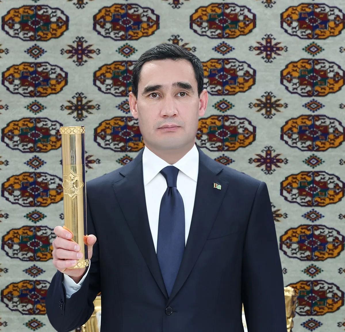 Türkmenistanyň Prezidenti Ýolöten etrabynda döwrebap şäherçäniň düýbüni tutmak dabarasyna gatnaşdy