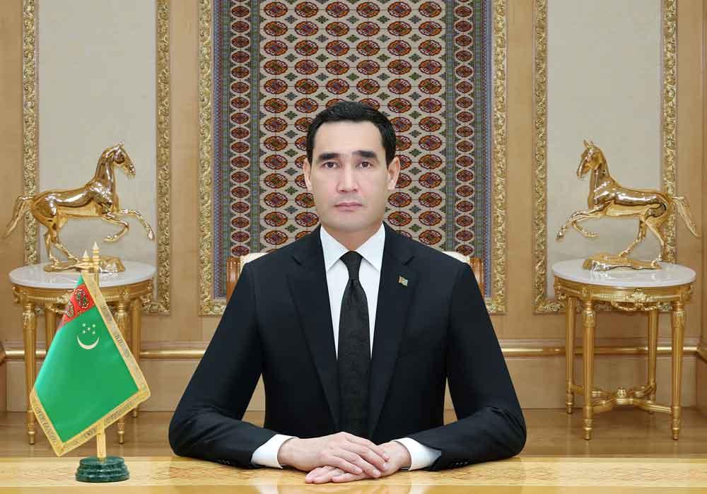 Türkmenistanyň Prezidenti Italiýa Respublikasynyň Adatdan daşary we Doly ygtyýarly ilçisini kabul etdi